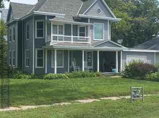 1102 Valmont St, Palmer, NE 68864