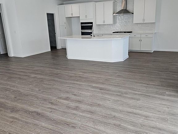 3rd image of 168 FARMFIELD Drive #79