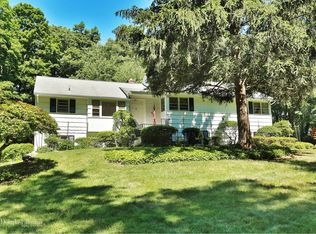 68 Cross Ridge Rd, Chappaqua, NY 10514