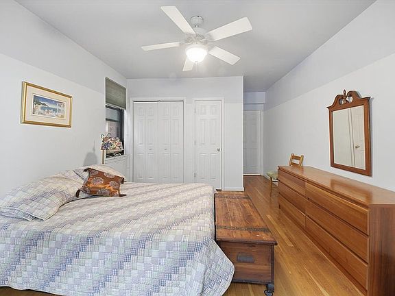 2nd image of 510 Kappock St #3BB