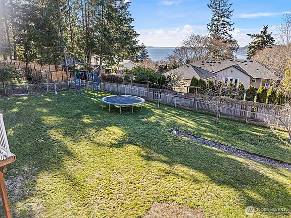 4th image of 1062 Potlatch Drive