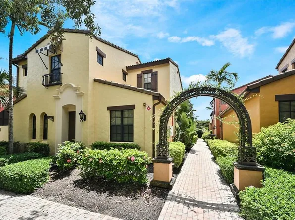 9076 Chula Vista ST #10202, NAPLES, FL 34113