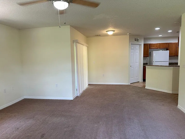 4600 E Moody Blvd #10H — Photo 6