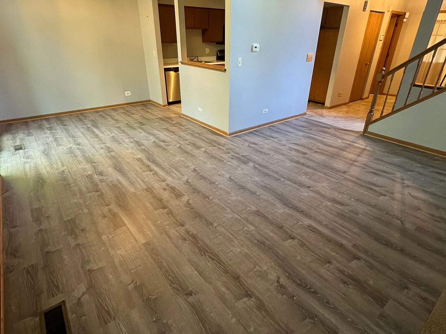 2 bed, 1400 sqft, $2,350 — Photo 3