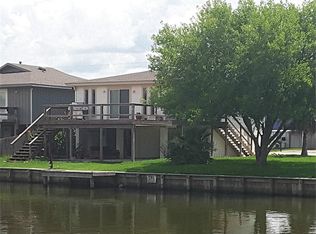 171 Barracuda St, Bayou Vista, TX 77563