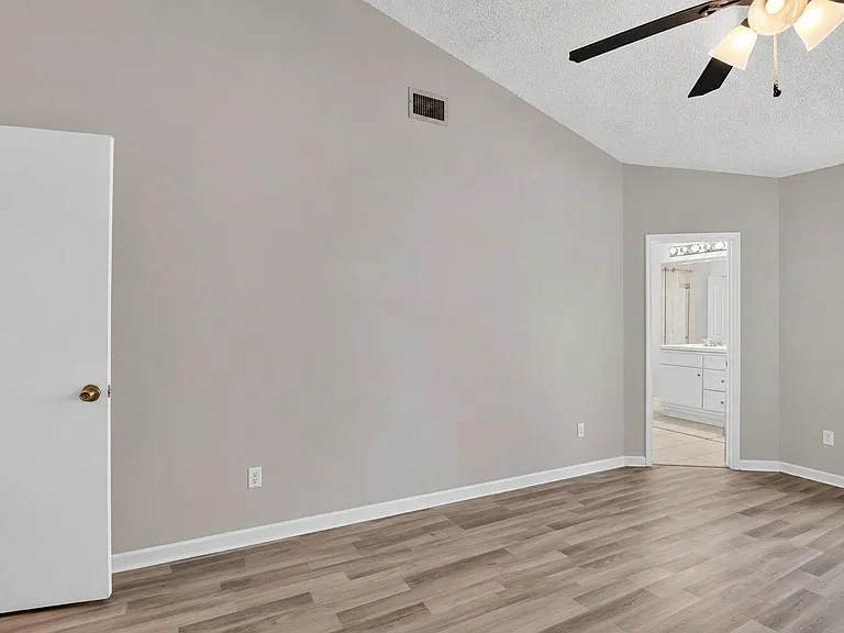 5314 Sapphire Valley — Photo 21