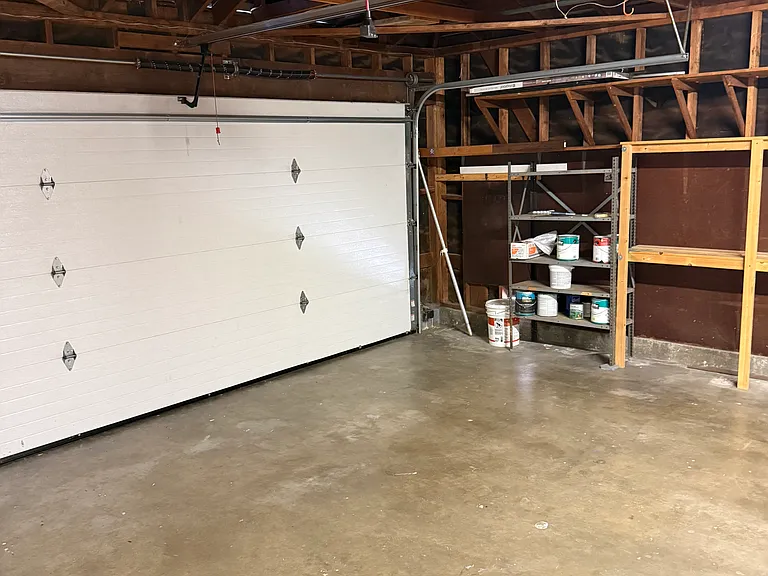 891 Rosewood Ave — Photo 37