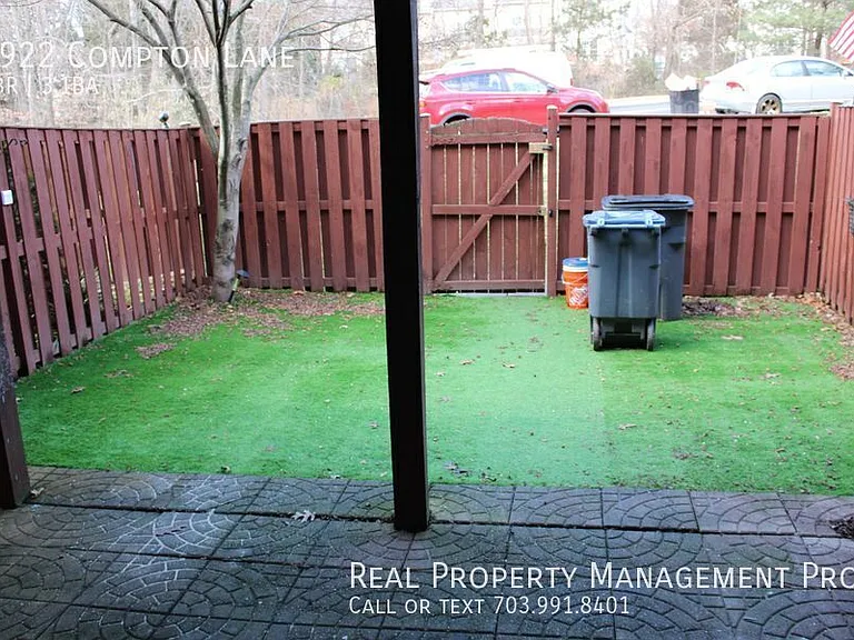 6922 Compton Ln — Photo 20