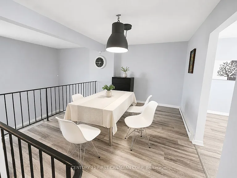 40 Fairfax Ct #17 — Photo 6