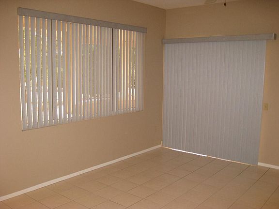 4th image of 22508 N Robertson Dr