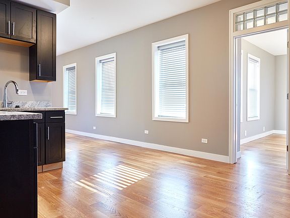 4th image of 1057 N Homan Ave #2