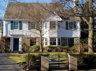 3380 Norwood Rd, Shaker Heights, OH 44122