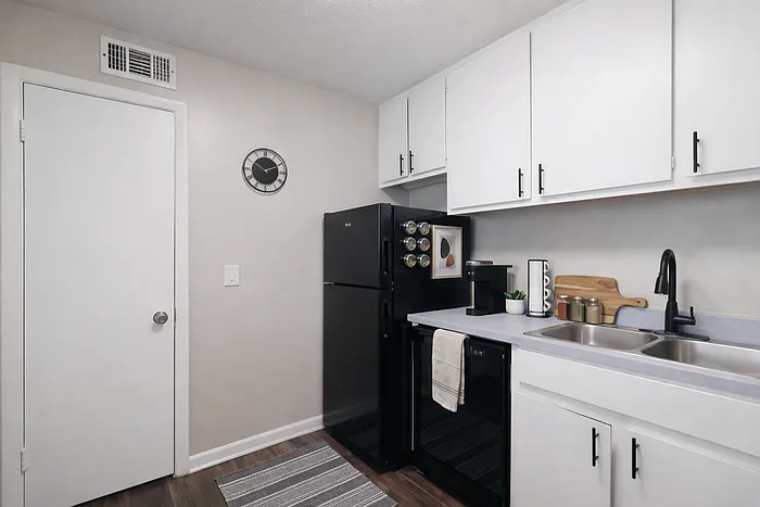 2201 Briarcliff Rd NE #3 — Photo 8