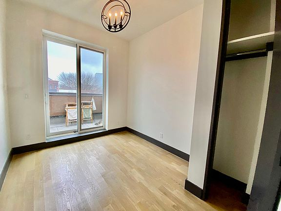 3rd image of 242 Hawthorne St #4A
