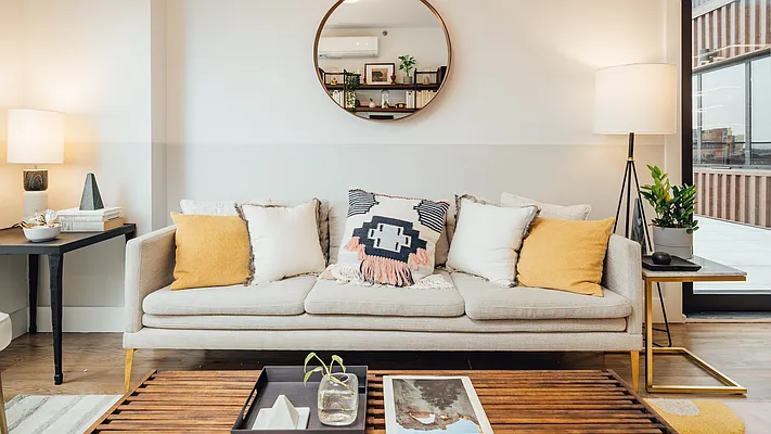 Rented by Nooklyn NYC LLC | media 179