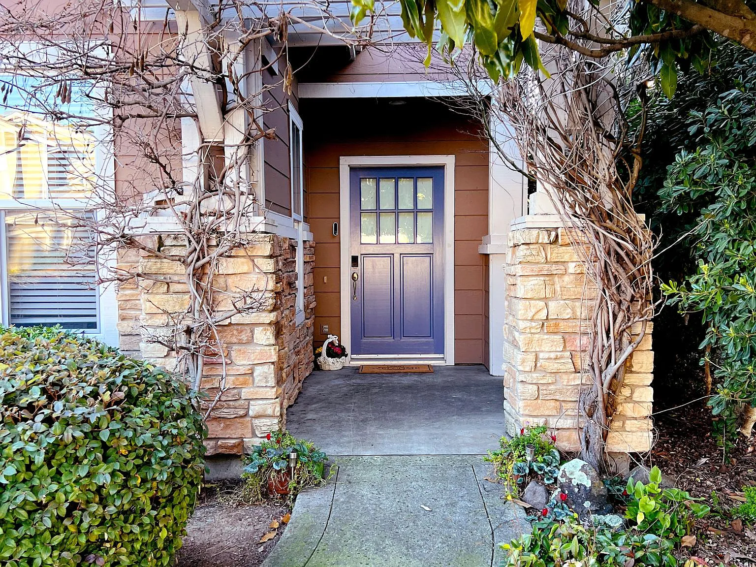 4 bed, 3.5 bath, 2791 sqft, $7,800 — Photo 2