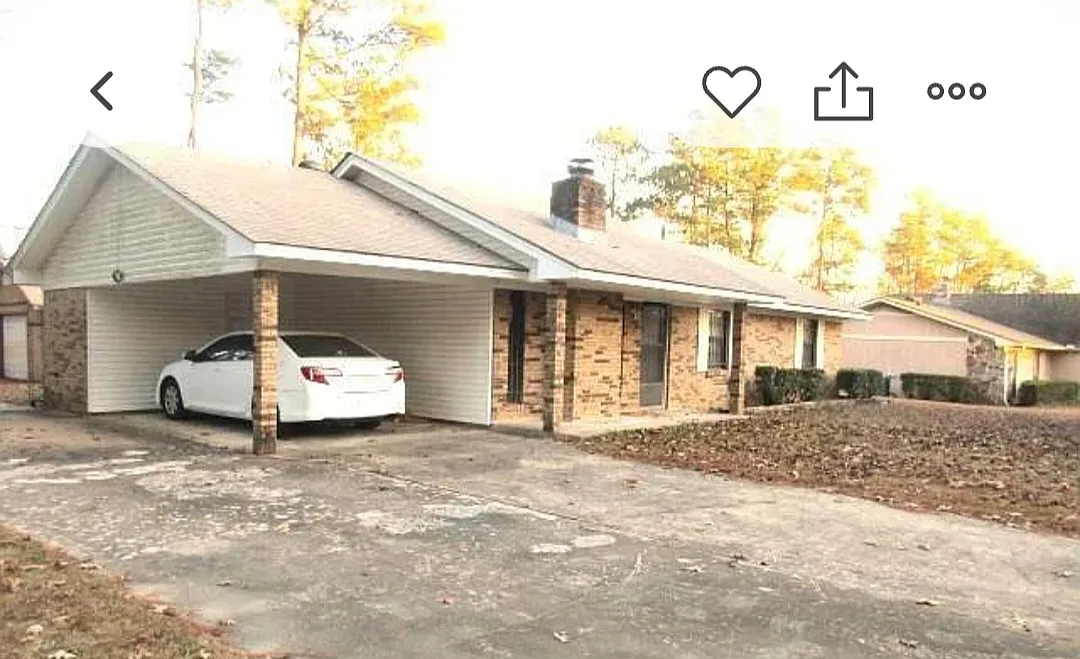 3 bed, 1211 sqft, $1,400 — Photo 1