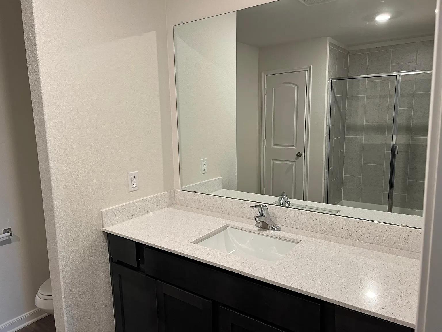 3086 Chillingham Dr — Photo 4