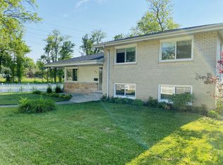 470 S Sunnyside Ave, Elmhurst, IL 60126