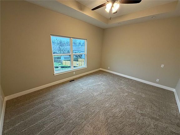 4th image of 18699 E Bundschu Rd