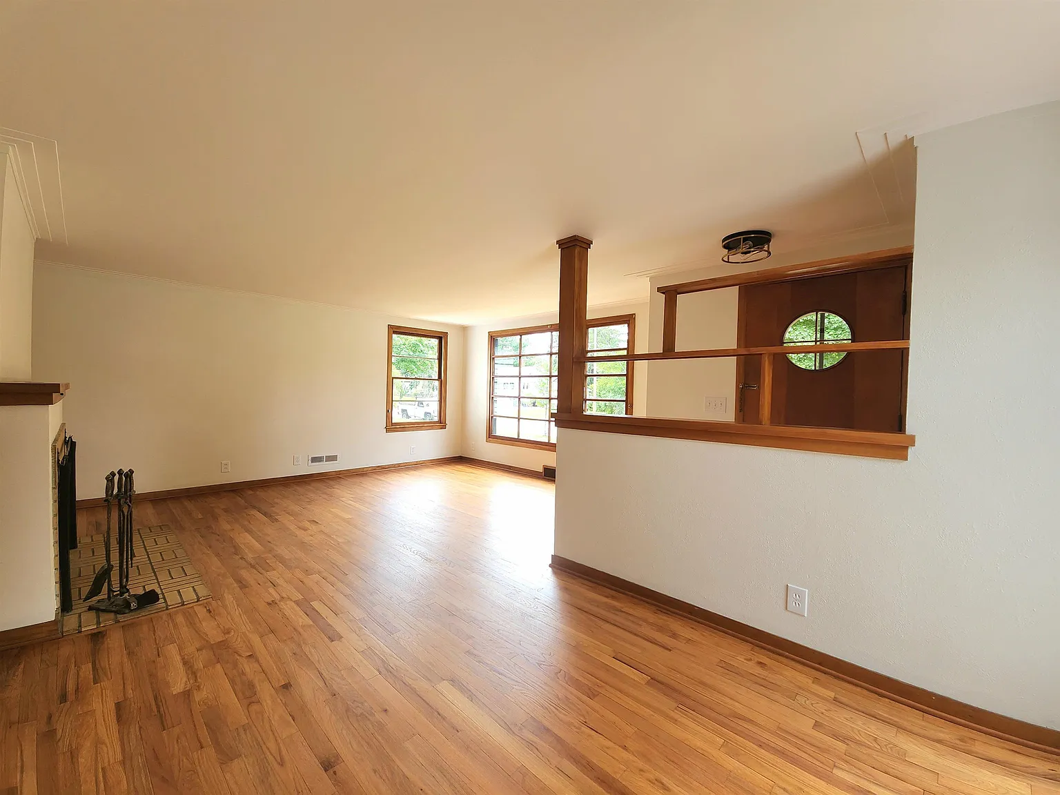 2 bed, 1.0 bath, 1023 sqft, $1,800 — Photo 4