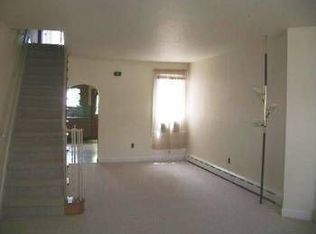 906 Spring St, Bristol, PA 19007