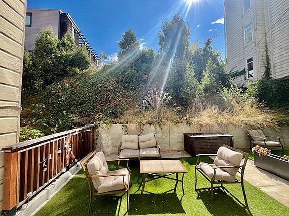 2nd image of 1420 Jones St #13