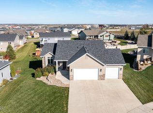 4313 Silica Pl, Bismarck, ND 58503