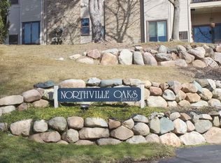 20728 Taft Rd, Northville, MI 48167