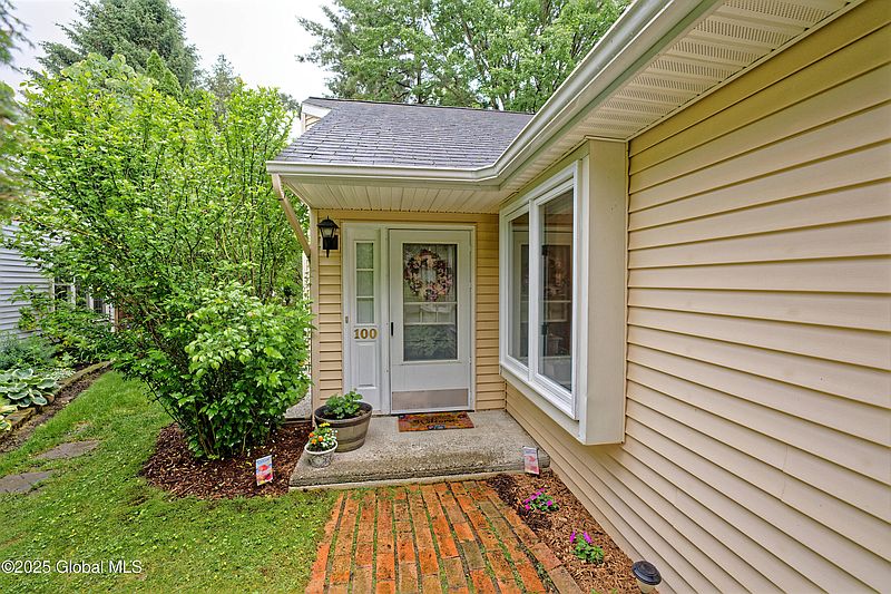 5th image of 100 Brightonwood Road