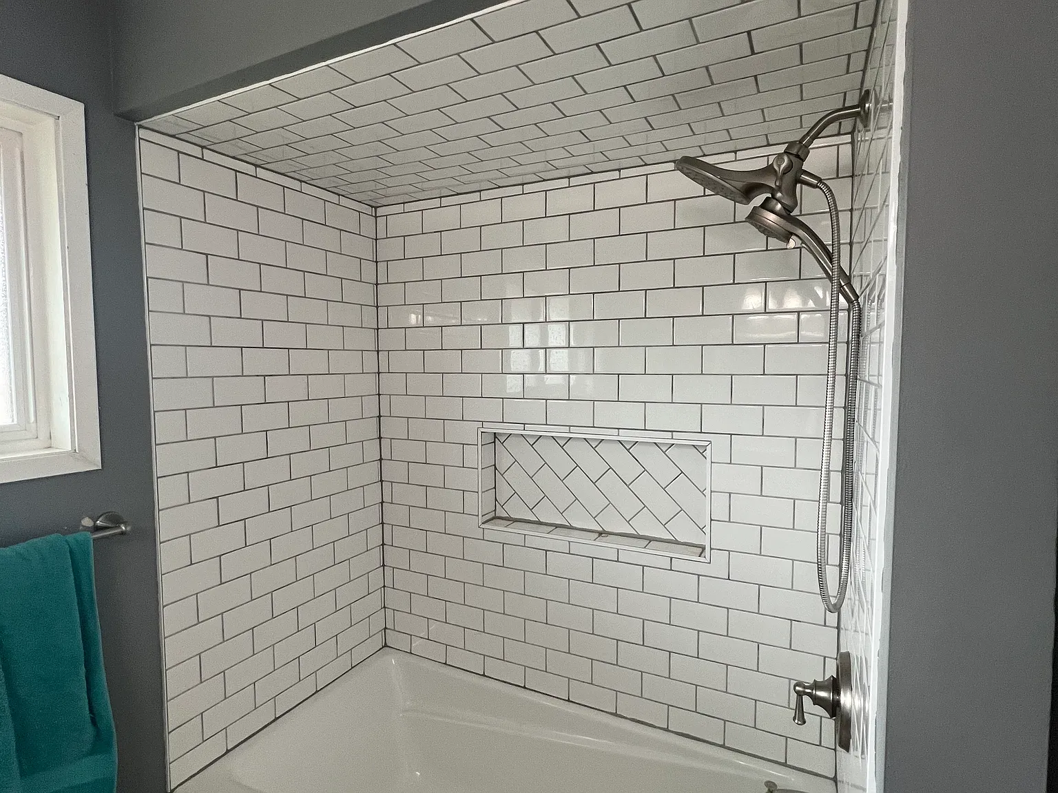 5 bed, 2800 sqft, $2,800 — Photo 3