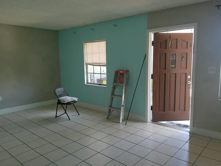525 Conway Rd #10 — Photo 9