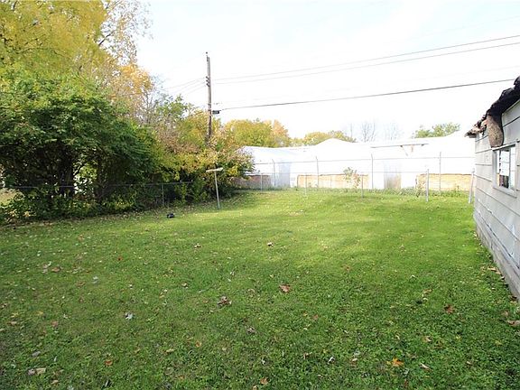 4th image of 7938 Penway St
