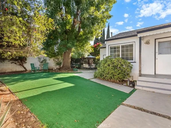 17900 Hatteras St, Encino, CA 91316