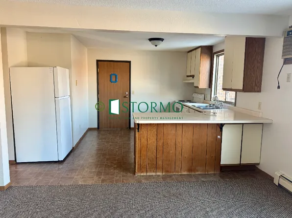 1311 6th Ave S #303, Saint Cloud, MN 56301