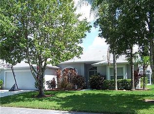 5925 Cedarwood Ln, Bradenton, FL 34203