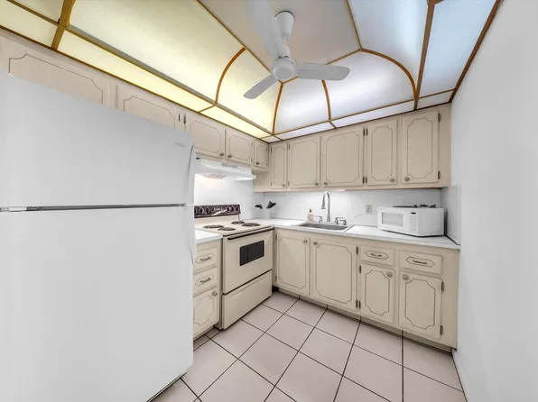 43 Windsor #C, West Palm Beach, FL 33417