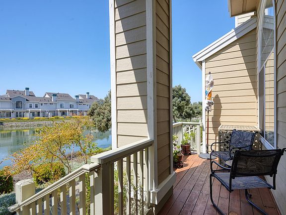4th image of 388 Meridian Dr