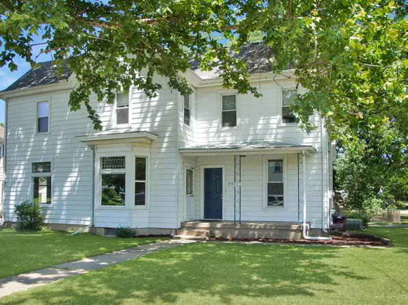 204 W High St, Princeville, IL 61559