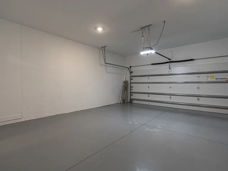 15347 Turin Dr — Photo 31