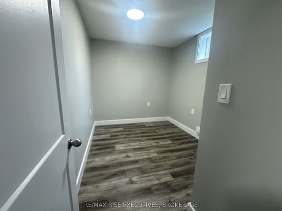 4th image of 565 Emma St #3