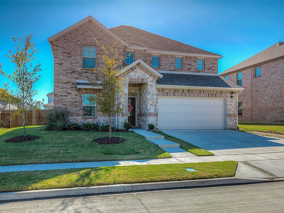 1st image of 348 Mohan Dr