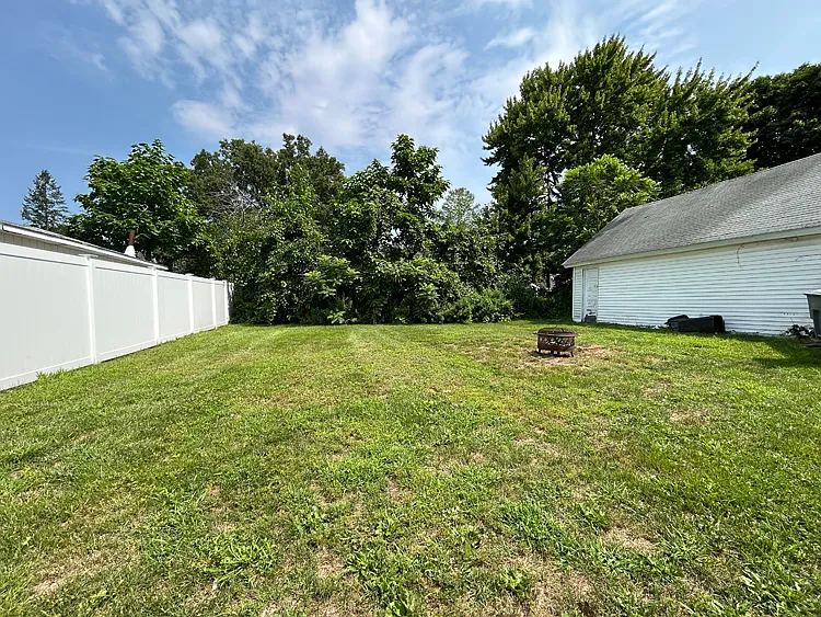 54 Lawnwood Ave #1 — Photo 18