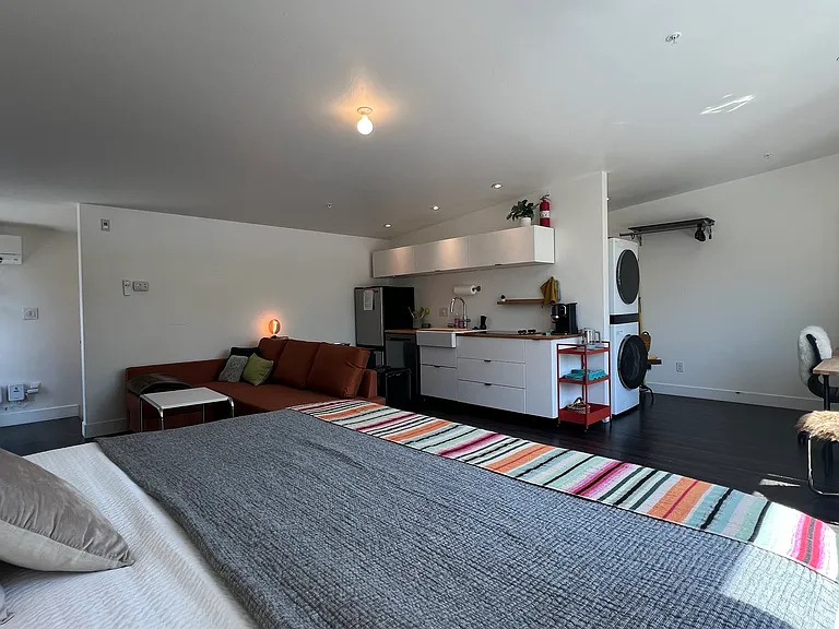 406 23rd St #B — Photo 7