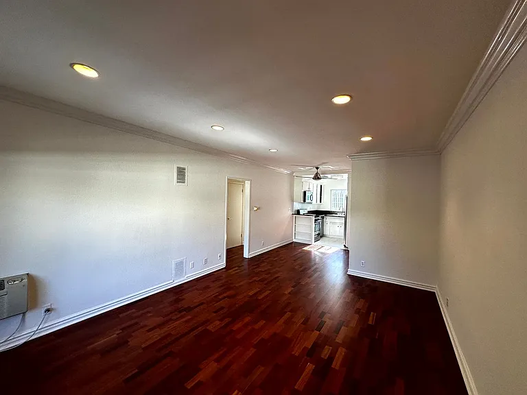 8130 Norton Ave, West Hollywood — Photo 16