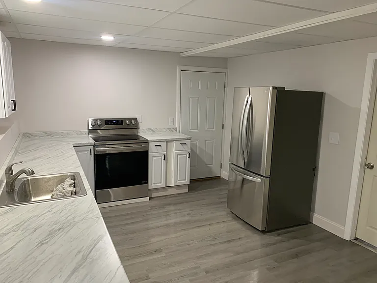 699 Manton Ave #L — Photo 1