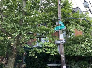 418 S 45th St APT 3F, Philadelphia, PA 19104