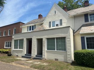 10236 Warwick Blvd, Newport News, VA 23601