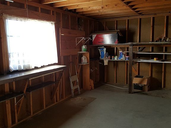 2nd image of 1741 Buena Vista Ct