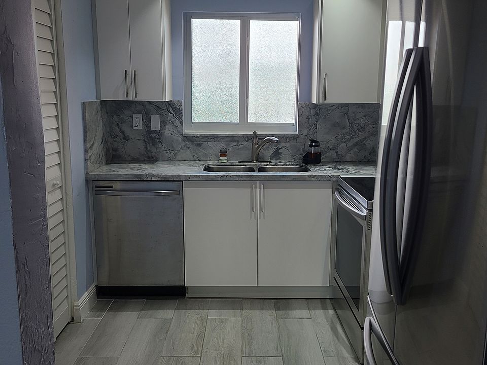 1st image of 13715 Kendale Lakes Cir Penthouse 415